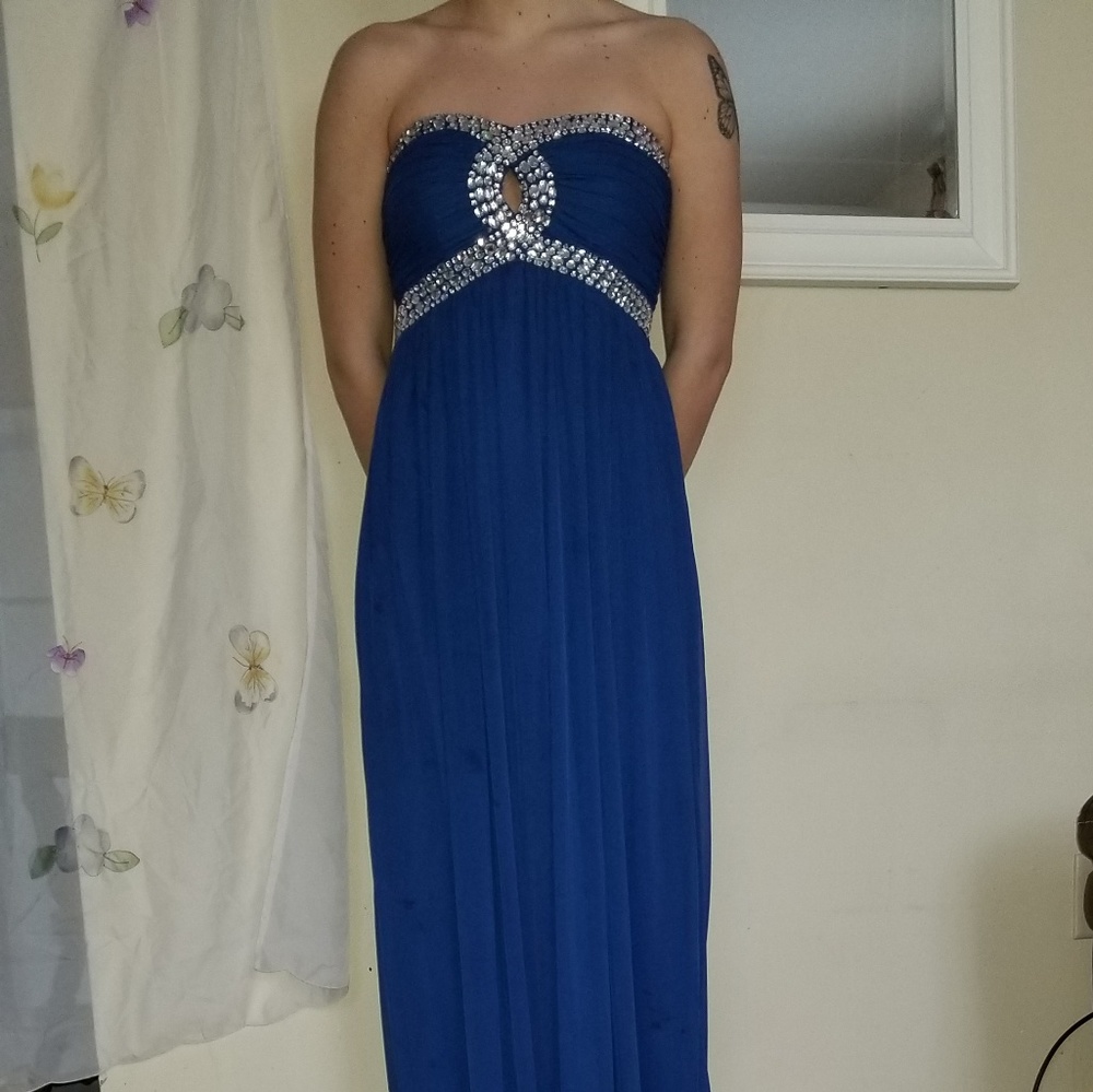 Semi formal dress